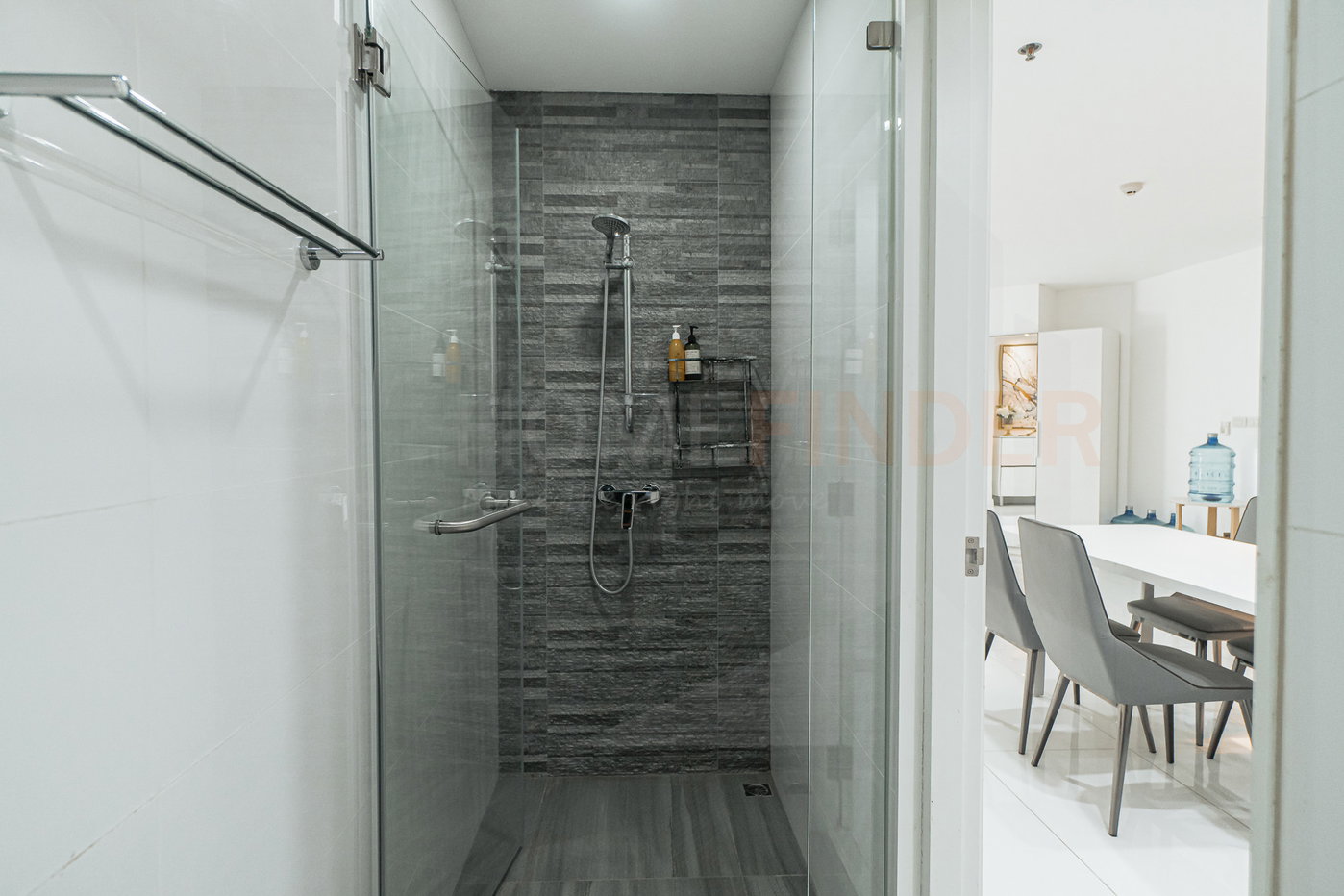 picture Crystal Garden 2 bedrooms, for rent - 9/19