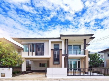 Casa Legend Ratchaphruek – Pinklao คาซ่า เลเจ้นด์ ราชพฤกษ์ - ปิ่นเกล้า    บ้านเดี่ยว 2 ชั้น