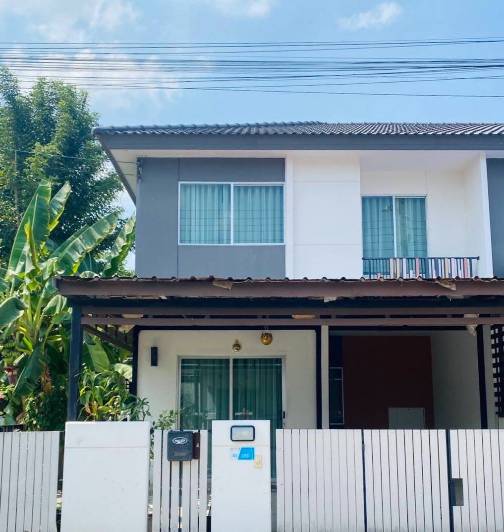 for sale townhome  2stories 2bedroms  renovated ready move in only 2 m. please contact us line Paolin1 wechat paolin9 