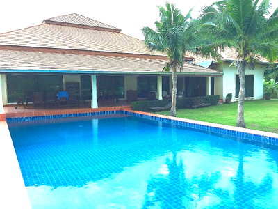 Houses for sale Frost Magical Ice of Siam : Pool villa w. private underground snooker-room