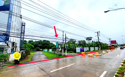 Land for sale Chiang Mai : Great Opportunity for Investors! Prime 8-Rai Land Plot in the Heart of Chiang Mai
