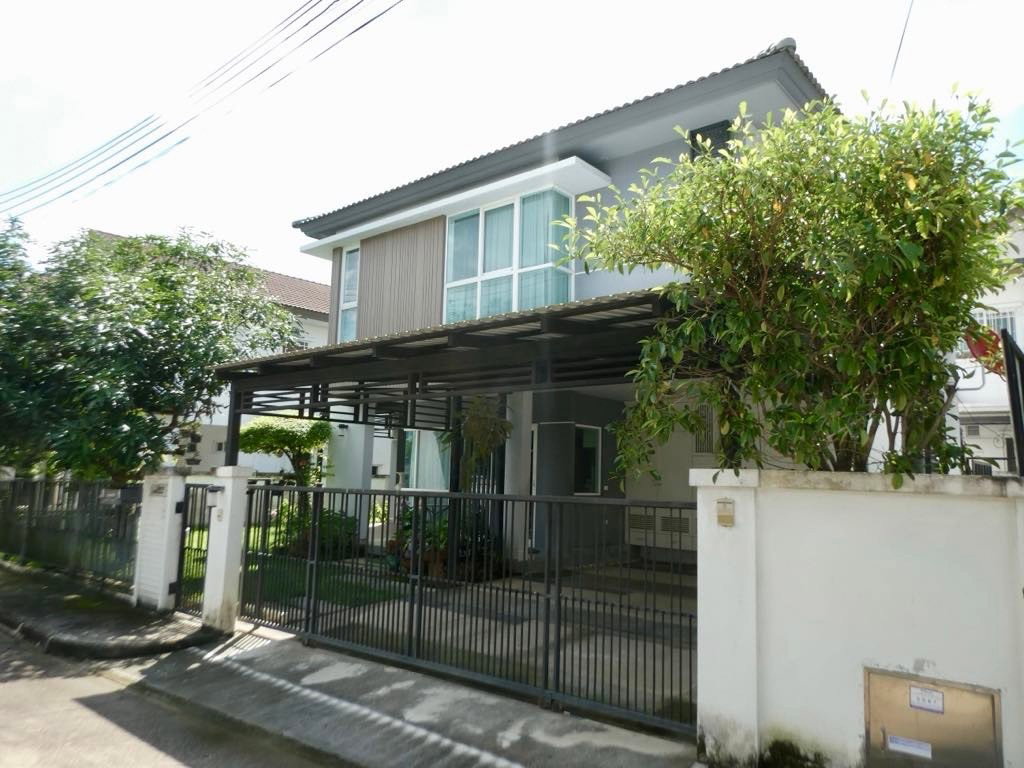 รูป ให้เช่าบ้านในโครงการหรูซีรีนเลค ตกแต่ง built-in ทั้งหลัง พร้อมเข้าอยู่ - RW005335 - รูปที่ 3/42