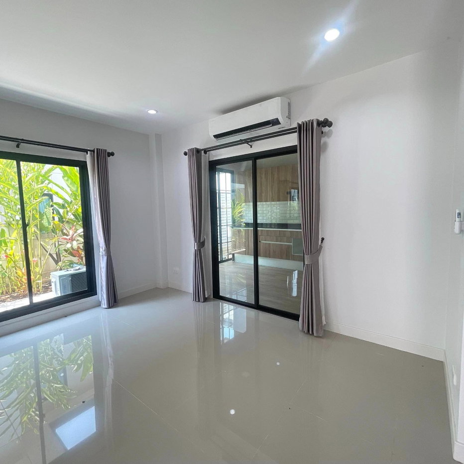 รูป ขายบ้านในโครงการใหม่ ติดถนนสันกำแพงสายเก่า หน้าหมู่บ้านมีเซเว่น - SW001708 - รูปที่ 15/39