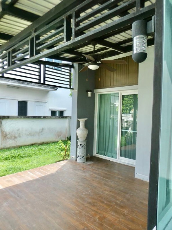 รูป ให้เช่าบ้านในโครงการหรูซีรีนเลค ตกแต่ง built-in ทั้งหลัง พร้อมเข้าอยู่ - RW005335 - รูปที่ 41/42