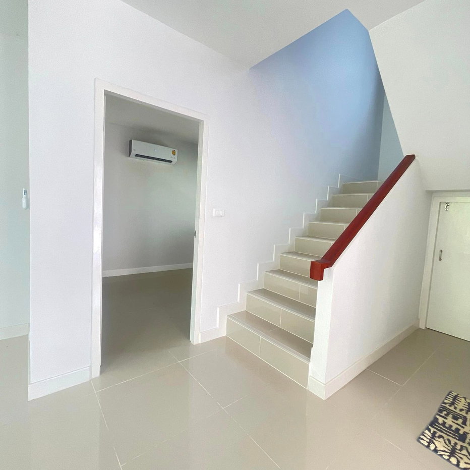 รูป ขายบ้านในโครงการใหม่ ติดถนนสันกำแพงสายเก่า หน้าหมู่บ้านมีเซเว่น - SW001708 - รูปที่ 12/39