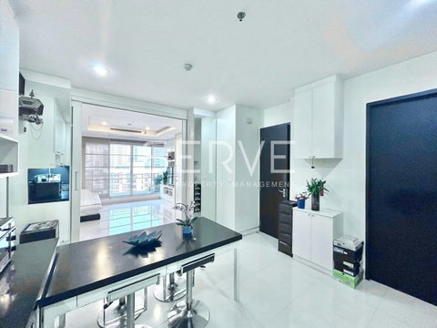 2 Beds Super High Floor Good Location Close To BTS Ratchathewi 300 m.   @ Baan Klang Krung Siam-Pathumwan 