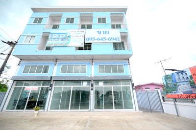 Home office for sale Pathumthani : Call : 095-645-6942 Home Office THEEHome Pathumthani Klong 5