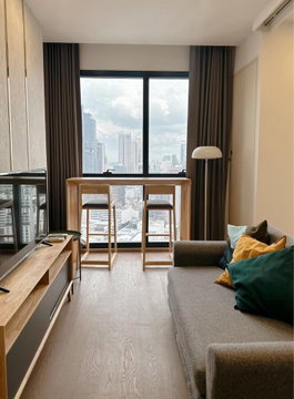 Ashton Chula Silom【𝐑𝐄𝐍𝐓】🔥คอนโด Luxury ห้องบิ้วจัดเต็ม โทนไม้อบอุ่น🔥 ติดต่อไลน์ไอดี: @hacondo