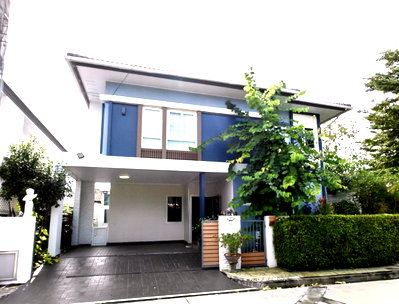 ขายบ้านเดี่ยว : ขาย บ้านเดี่ยว 2 ชั้น โครงการ อิคอนเนอเจอร์ รามอินทรา 109 บรรยากาศเงียบสงบ อยู่ต้นโครงการ ทำเลดี เพียง 200 เมตร ถึงรถไฟฟ้าสายสีชมพูสถานีบางชัน