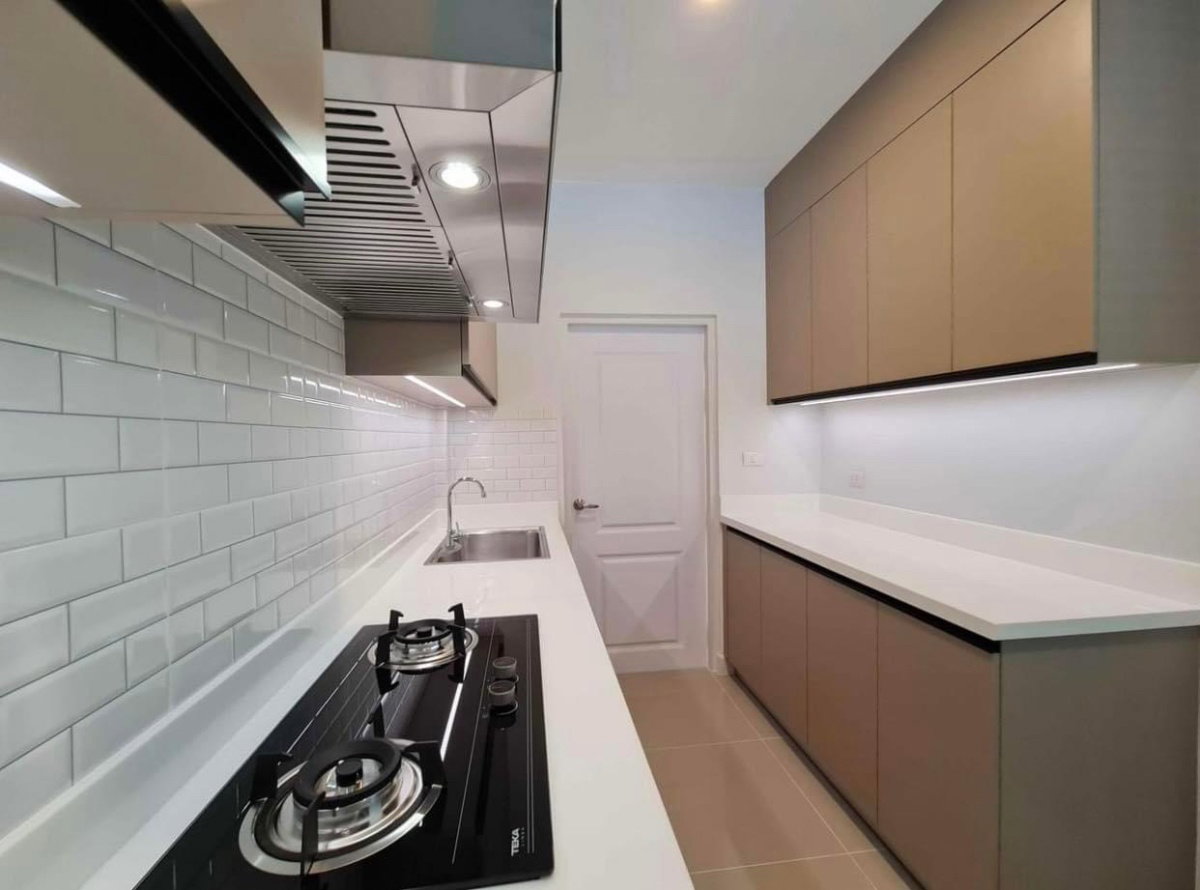 picture  Grande.      Pleno Sukhumvit Bangna - 14/20