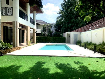 เช่าบ้านเดี่ยว ถนนสุขุมวิท : Luxury 5bedroom house for rent 