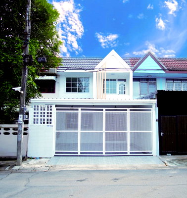 บ้านเดี่ยว ถนนรามอินทรา : #E1245956 ✅ 15/10/67 ขายบ้าน 2 ชั้น รีโนเวทมินิมอล หมู่บ้านแสงอรุณ รามอินทรา 68 📲📢สอบถาม ld line @condoboy