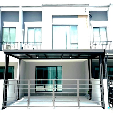 Townhouses for rent :  Pleno.          Sukhumvit Bangna2
