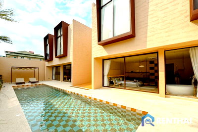 บ้านเดี่ยว ถนนพัทยาใต้ : สำหรับ ขาย บ้าน 5 ห้องนอน ที่ เขาพระตำหนัก