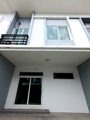 Townhouses for sale Save one Go Srisamarn : Casa City                       DonMueang