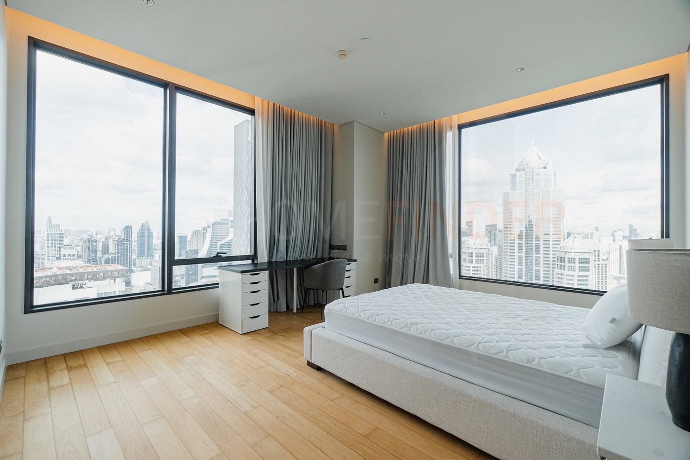 รูป Sindhorn Residence 4 bedrooms, for rent - รูปที่ 2/20