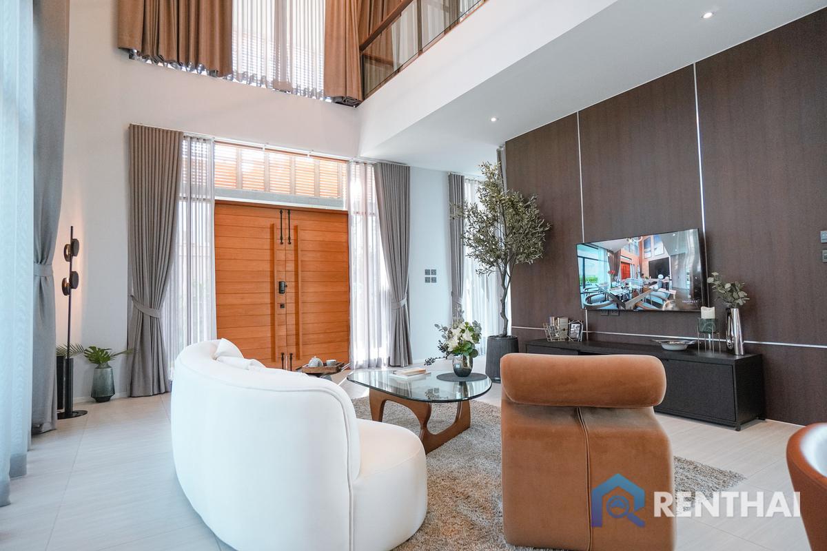 รูป บ้านหรูสไตล์โมเดิร์นบนเนินเขาในพัทยา วิวสวยที่สุด - รูปที่ 3/25