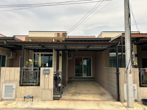 For sale: Single-storey townhouse at a price lower than the project launch!  Land size: 18.4 sq.wah   Located in Sanmanee Breeze, Phan Thong