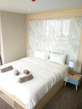 2 Beds with Bathtub Corner Room Open View Good Location Close to BTS Ekkamai 350 m. at Rhythm Ekkamai Condo / For Rent
