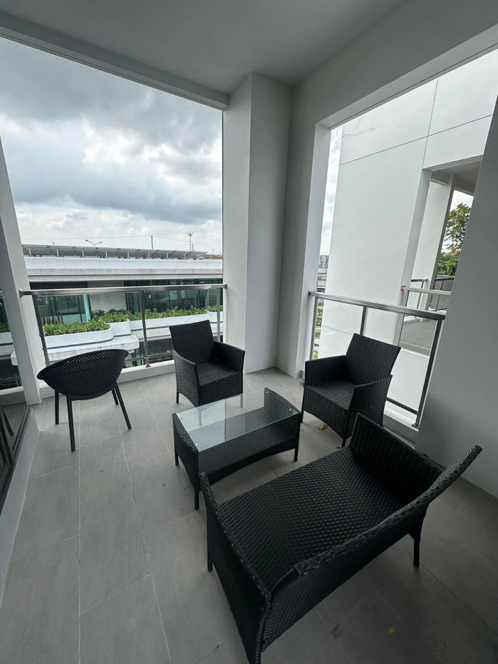 picture Renting 4bed luxury house ready to move in - 8/18
