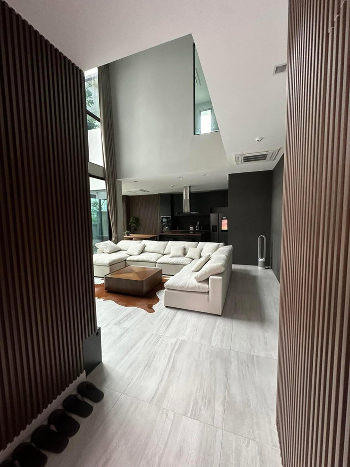 picture Renting 4bed luxury house ready to move in - 6/18