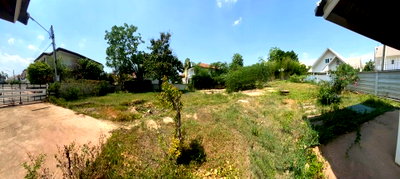Land for sale Chiang Mai : Land for sale in The Urbana 1 project, next to Chiang Mai Super Road, urgent.