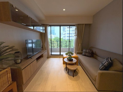 for rent Runesu. 2bed 65sqm. Line id: @pfagent