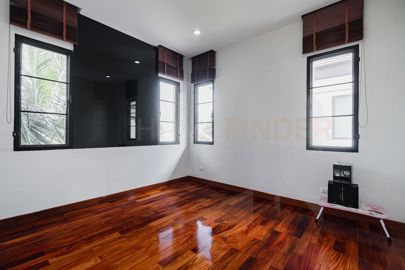 รูป Lake View Park 3 bedrooms, for rent - รูปที่ 13/50