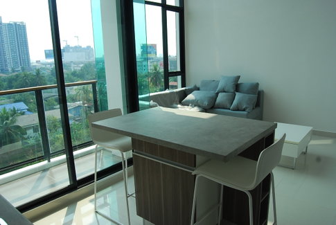 Duplex zelle condo for sale size 50 sqm, 1 bedroom, 2 bathrooms, 7th and 8th floor, private corner, balcony facing southeast, no building block