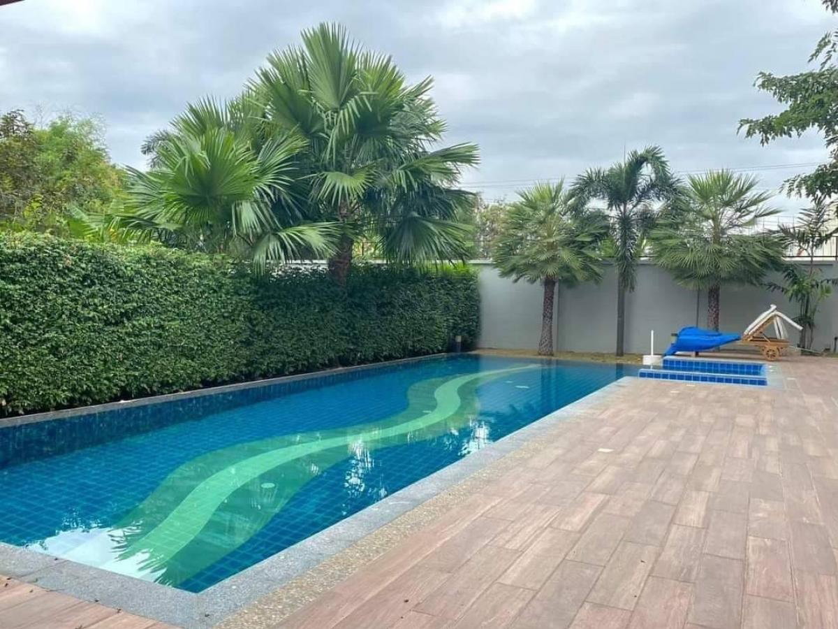 รูป ให้เช่าบ้านเดี่ยว 3 ชั้น 200 ตรว. 6 ห้องนอน ย่านพระราม9 พร้อมสระว่ายน้ำส่วนตัว ใกล้Airport link หัวหมาก พร้อมอยู่ - รูปที่ 2/20