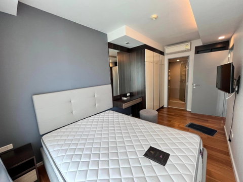 For Rent : Focus Ploenchit Condominium : โฟกัส เพลินจิต (ST-02)