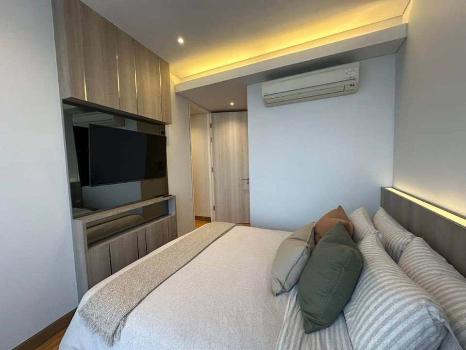 The Lumpini 24  BTS พร้อมพงษ์    - 55 ตร.ม.  - 2 ห้องนอน 2 ห้องน้ำ