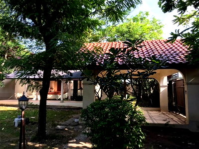 บ้านเดี่ยว ถนนสุขุมวิท : ด่วน! ขายที่ดินพร้อมบ้านเดี่ยว ปุณณวิถี40 สุขุมวิท101 ที่ดิน 192ตร.ว สภาพแวดล้อมดี ใกล้ BTSปุณณวิถี ออกวชิรธรรม อุดมสุข ศรีนครินทร์ได้ 087-9074045