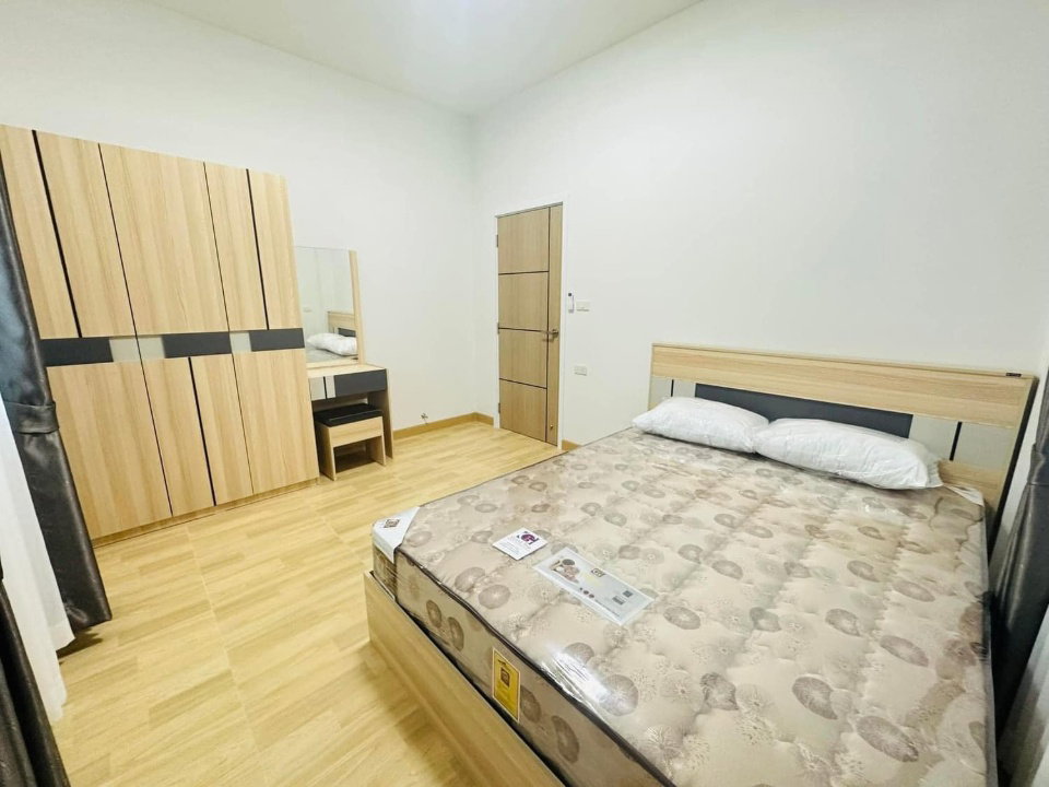 รูป ให้เช่าบ้านในโครงการ เดินทางสะดวก ใกล้โรงเรียนวารี - RW005549 - รูปที่ 9/13