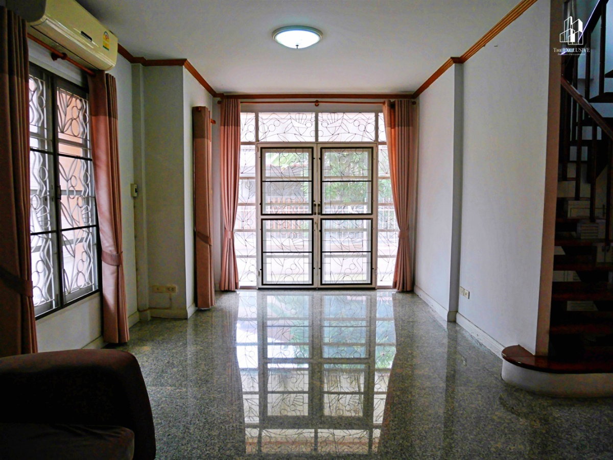 รูป บ้านเดี่ยวสุดคุ้ม ทำเลปัง! ใกล้รถไฟฟ้า 2 สาย  หมู่บ้าน ลลิลอินเดอะพาร์ค วัชรพล - พหลโยธิน - รูปที่ 3/15
