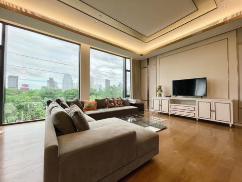 ++ขายด่วน++ Sindhorn Lumpini ** 3 ห้องนอน ขนาด 230 ตร.ม.พร้อมอยู่