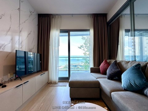 ให้เช่า The Symphony condo เดอะ ซิมโพนี่ คอรโด 3 ห้องนอน 35,000 บาท ราคาพิเศษเหลือห้องสุดท้าย !!!   ขนาด 102.94 ตรม.  วิวทะเล แต่งครบพร้อมอยู่.