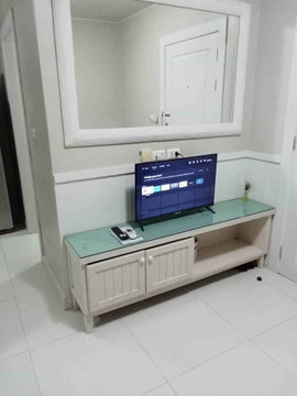 <Please add Line with phone number> Groovy Building B, 6th floor, pool view, urgent sale