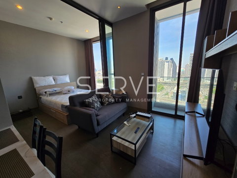1 Bed 1 Bath Nice Room Luxury Condo Good Location MRT Phetchaburi 40 m. @  The Esse at Singha Complex 