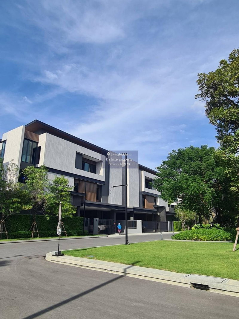 บ้านเดี่ยวให้เช่า : ให้เช่าบ้านเดี่ยวสไตล์ Private Pool Villa 3 ชั้น ระดับ Super Luxury ในย่านเลียบด่วนรามอินทรา
