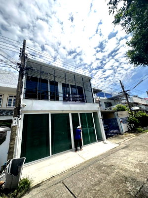 เช่าบ้านเดี่ยว บุญถาวร เกษตรนวมินทร์ : ให้เช่าบ้าน ตกแต่งพร้อมเข้าอยู่ ย่านนวมินทร์ 67 ทำเลดีมาก เดินทางสะดวก ใกล้เซ็นทรัล อีสวิลต์ cdc