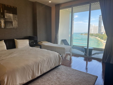 Sale condo The Cove Condominium 152 Sq.m (S03-1923)