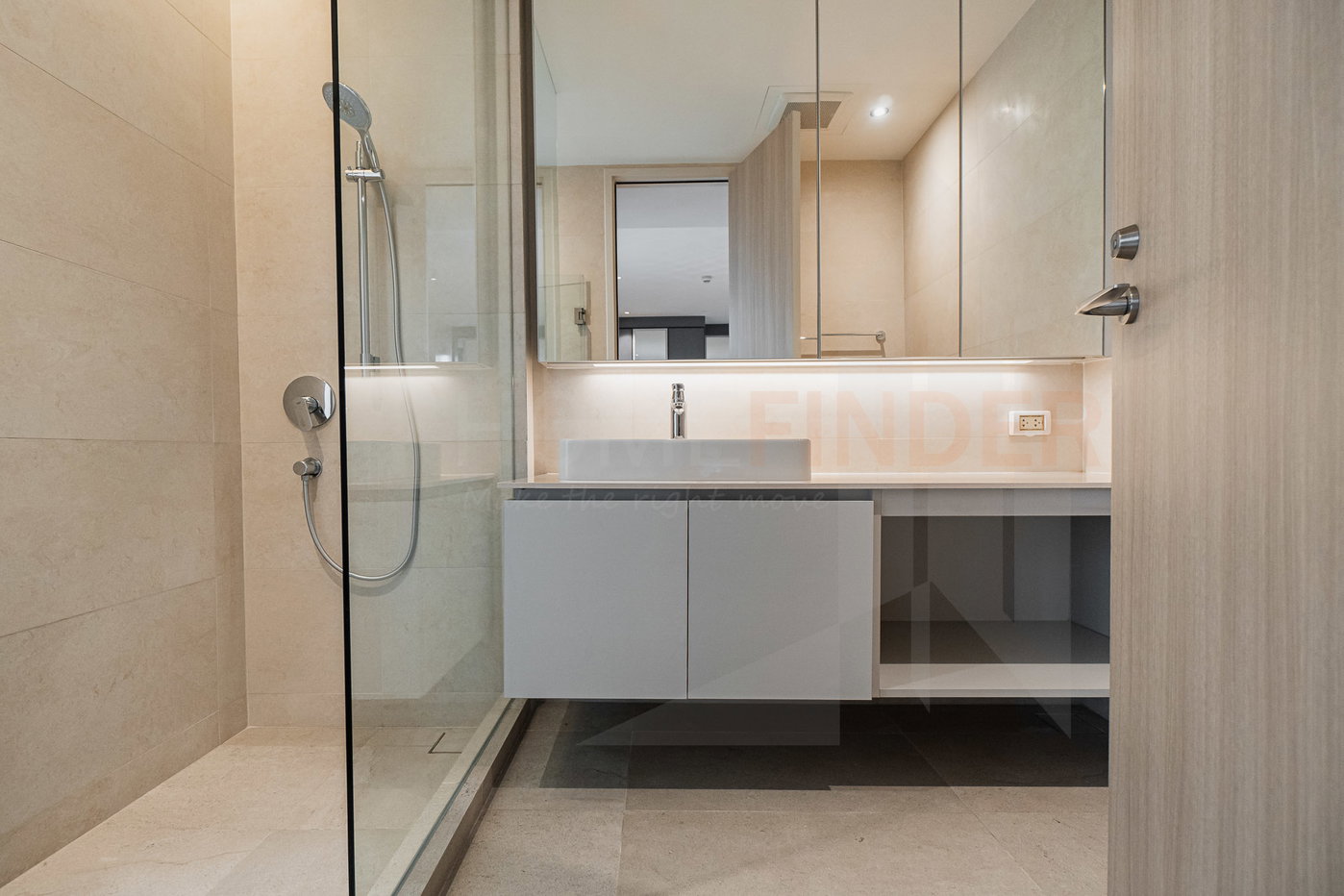 รูป Supreme Legend Condominium 2 bedrooms, for sale - รูปที่ 2/35