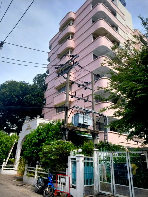 Apartment building for sale Pakin Building : For sale: 8-storey apartment with roof terrace, Ratchada Soi 3, Chinese Embassy Soi, Din Daeng, area 122 sq m, 63 rooms, price  120 million baht*