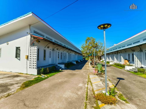 For Sale: Small Resort near Sukhumvit Road, just 150 meters away, located in Noen Phra, Rayong. 20 renovated rooms at an incredible price!