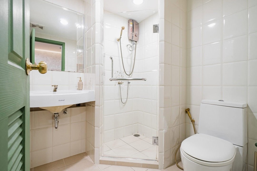 picture #R1505  For rent  Baan Navatara Condominium  - 19/20