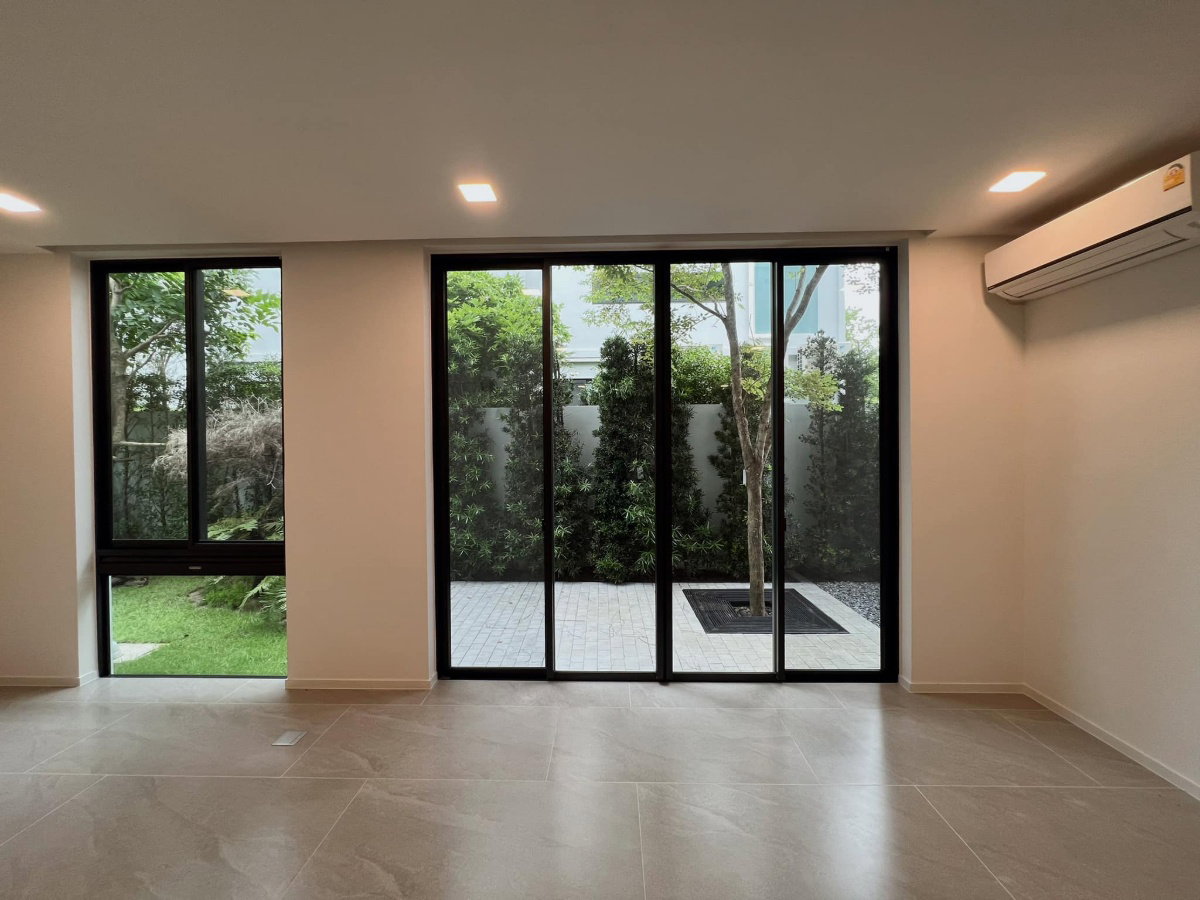รูป ขายบ้านหรู 3 ชั้นในโครงการ Vive กรุงเทพกรีฑา 4 ห้องนอน พร้อมผู้เช่า - SW002000 - รูปที่ 34/34