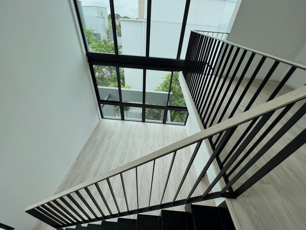 รูป ขายบ้านหรู 3 ชั้นในโครงการ Vive กรุงเทพกรีฑา 4 ห้องนอน พร้อมผู้เช่า - SW002000 - รูปที่ 20/34
