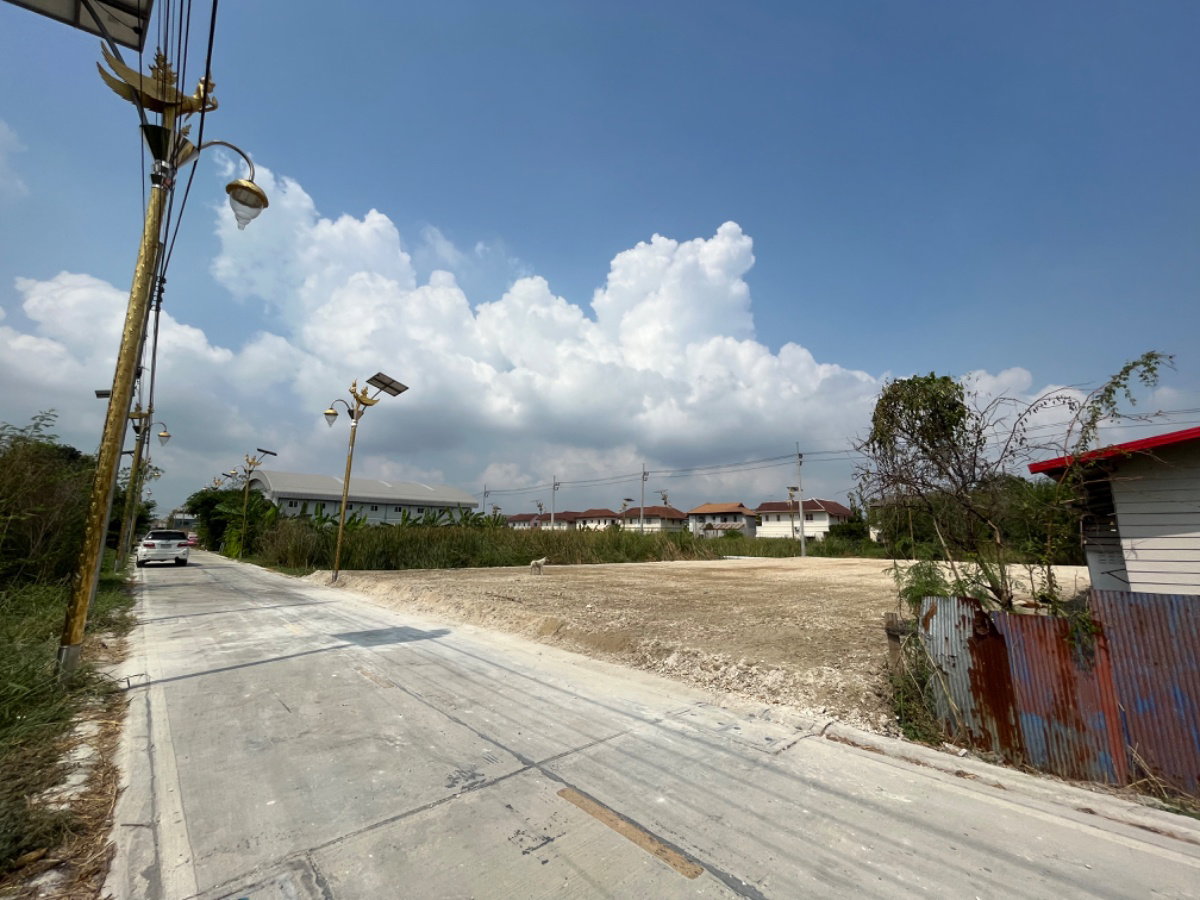 รูป ให้เช่าที่ดินถมแล้ว ในซอย ลาดกระบัง14/1 แยกราชา15 - รูปที่ 2/4