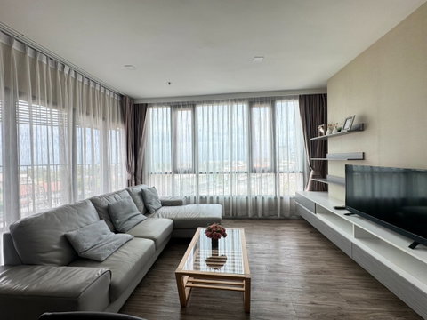 ขายด่วนราคาพิศษ : KngihtsBridge The Ocean Sriracha - 2 Bed 2 Bath ชั้น 7 (ขายพร้อมผู้เช่า)